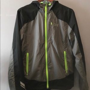 Under Armour running windbreaker - size M